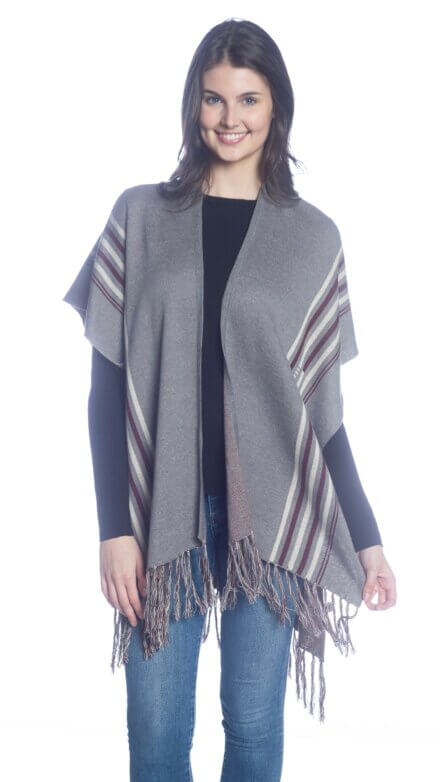 Cape with Fringe and Leaf Design