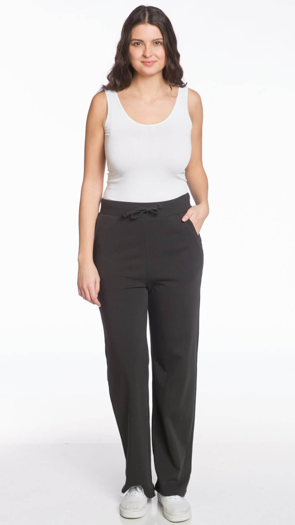 Wide Leg Pant with Drawstring Waist and Pockets - Image 5