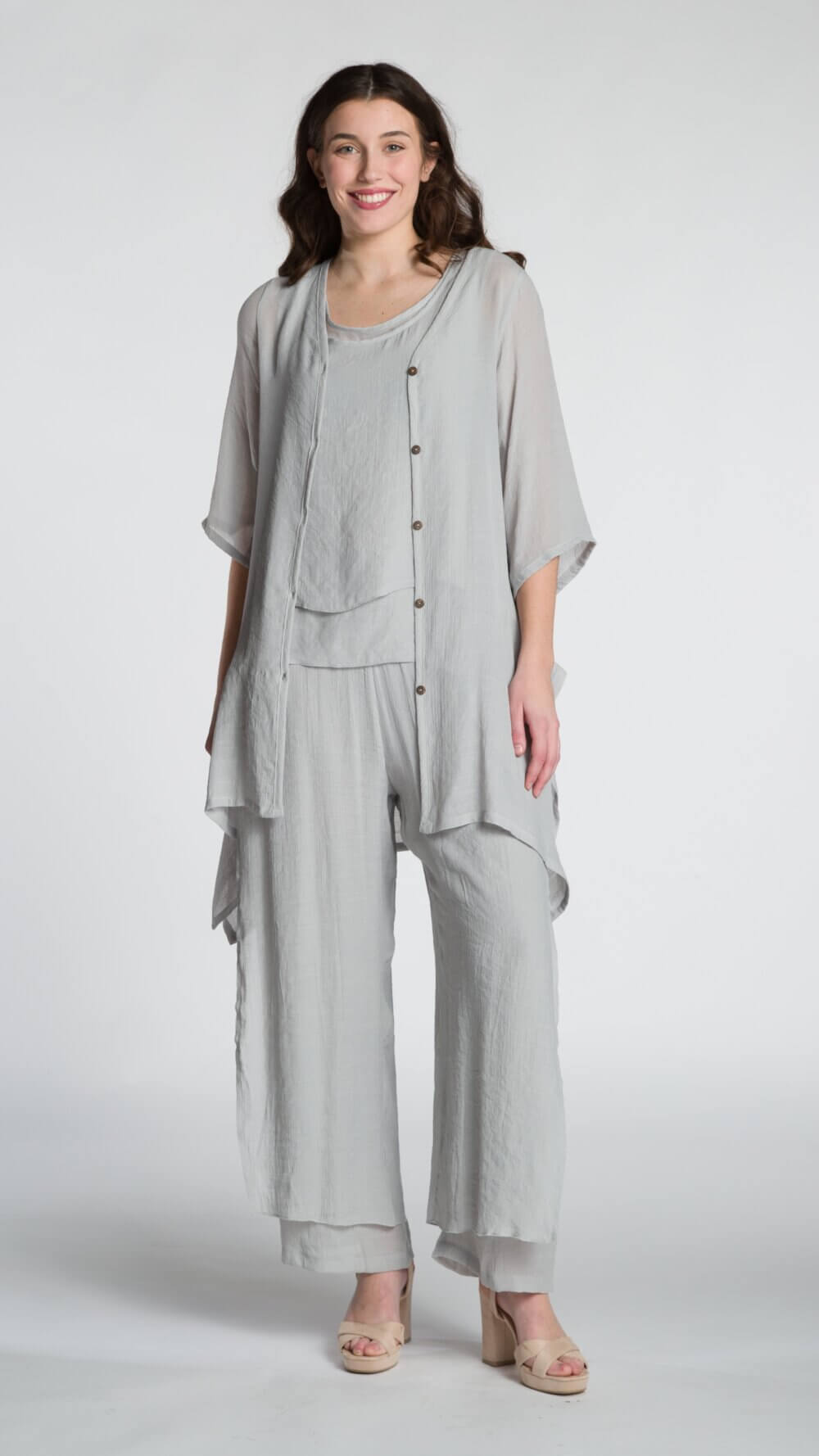 3/4 Sleeve V-Neck Button Front Cardigan with Asymmetrical Hemline - Image 5